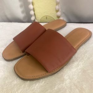 American Eagle Sandals🤍